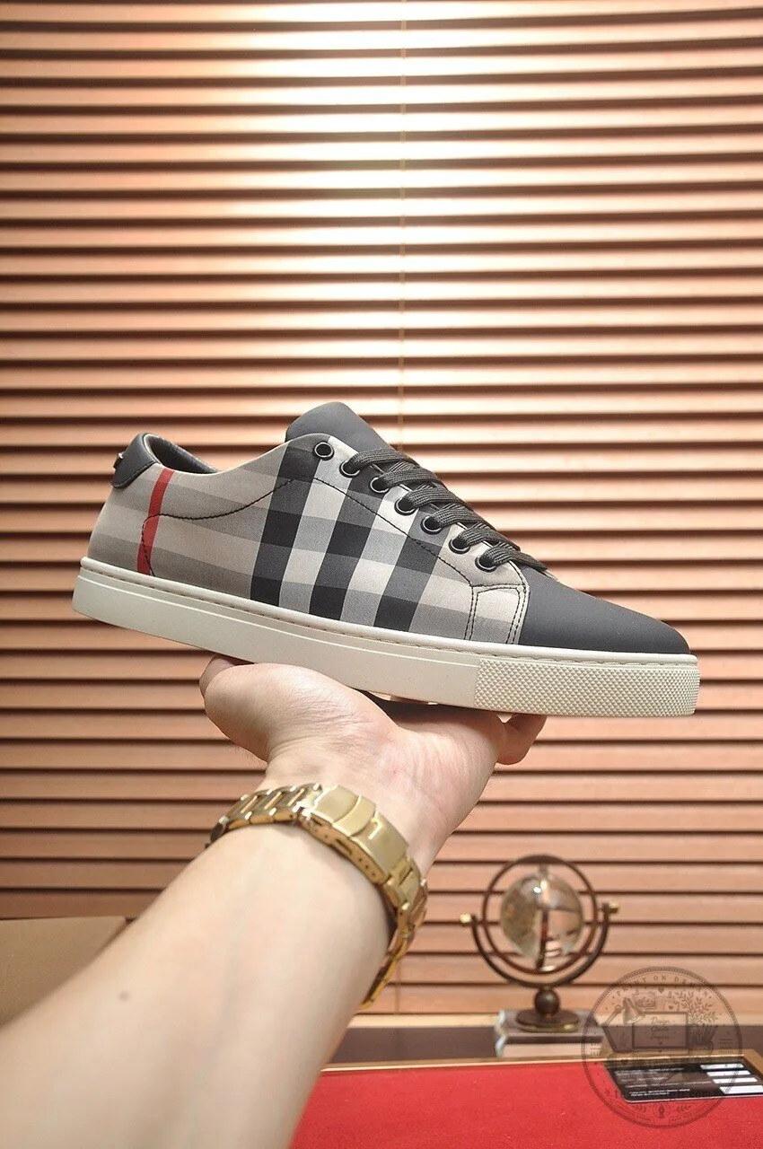 Burberry Check Pattern Low Top Sneakers for Men and Women